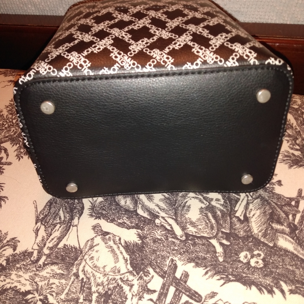 French Connection Adiana Monogram bucket shoulder bag camilla studs wall… - Picture 6 of 16